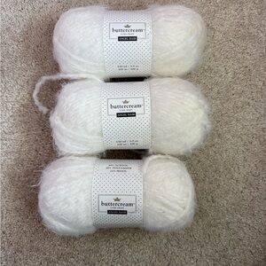 Buttercream  luxe craft Angel Hair Yarn lot white